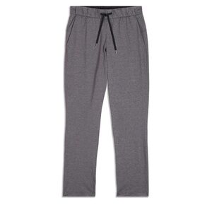 LULULEMON On The Fly Pant Full Length size 4. Excellent condition